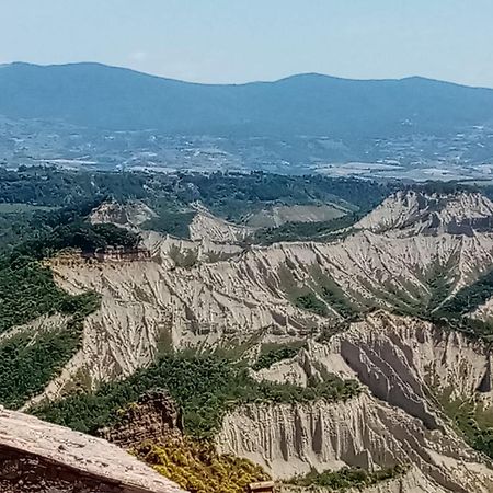 Ferienwohnung Il Vento E La Ginestra Bagnoregio Exterior foto
